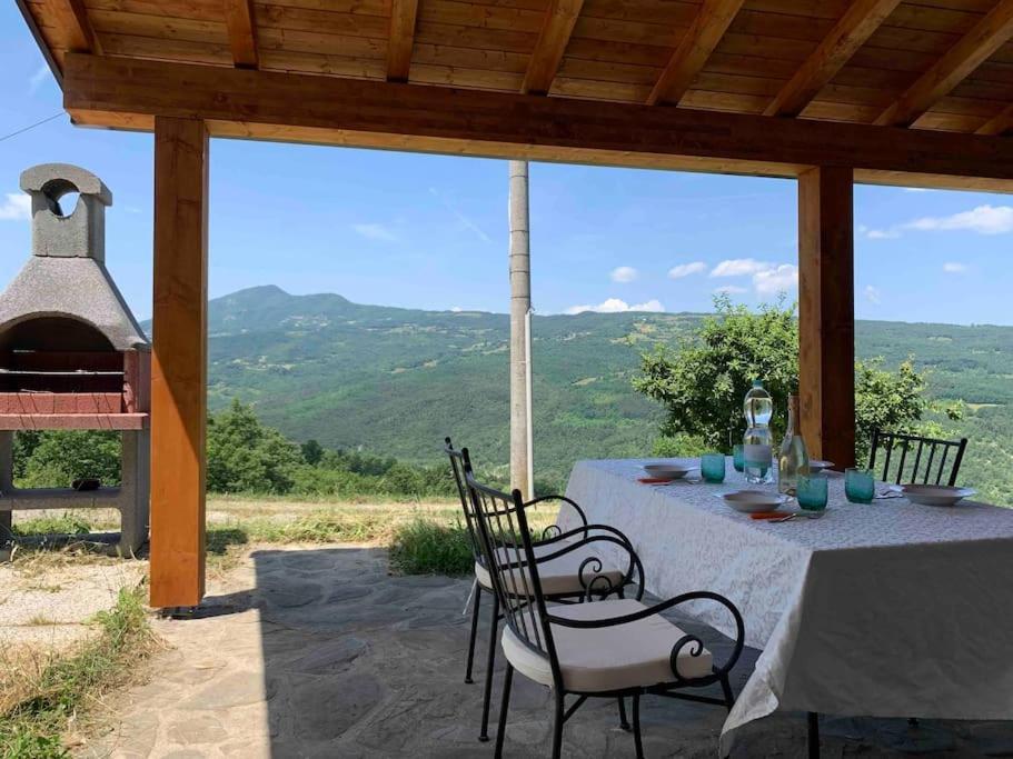 La Casa Sulla Collina Villa Varsi Екстериор снимка